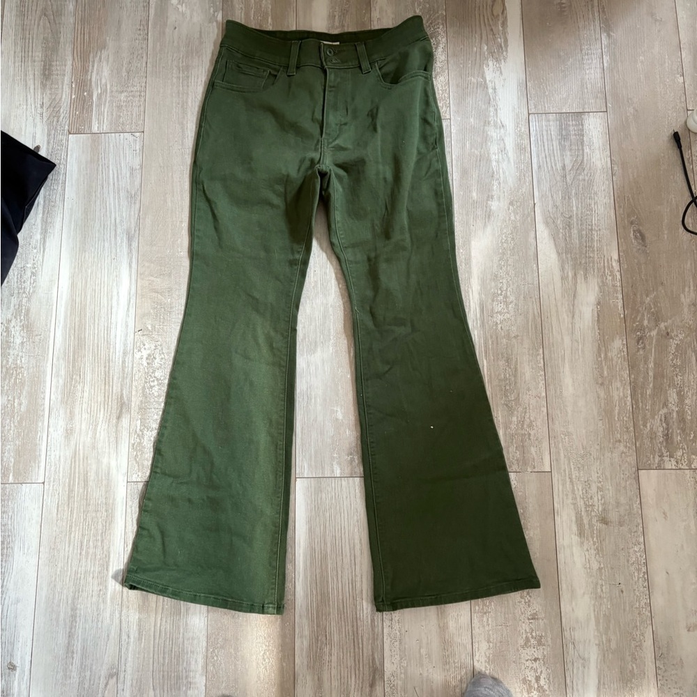 Levi's 726 Flare size W 28 L 30Green Flared Pants